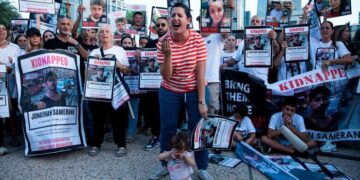 غزہ میں ہمارے بچوں کو رہا کرانا نیتن یاہو کے بس کی بات نہیں! جنگ فوری بند کی جائے: اسرائیلی یرغمالیوں کے اہلخانہ