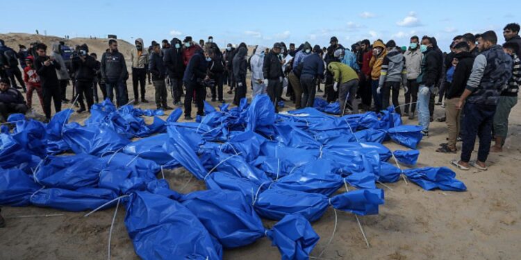 غزہ: صیہونی فوج فلسطینیوں کی لاشیں چرا کر اعضاء نکال رہی ہے: رپورٹ