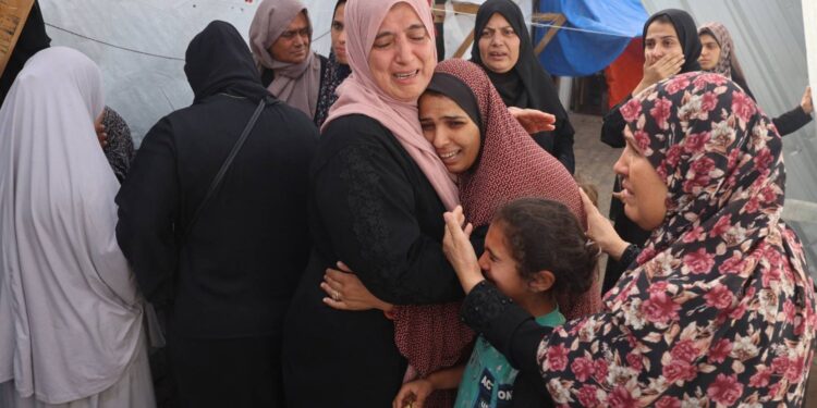 نیتن یاہو معاہدہ کو ناکام بنانے اور اپنا سیاسی مستقبل بچانے کیلئے غزہ میں قتل عام کررہے ہیں