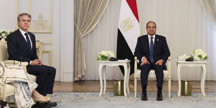 انٹونی بلنکن کی مصری صدر سے ملاقات : مصر نے سرحد پر اسرائیلی موجود گی مسترد کردی