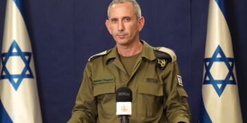 ہیڈ کوارٹر شہری علاقے میں تھا: حملے کے سوا چارہ نہیں تھا: اسرائیلی فوجی ترجمان کی ڈھٹائی