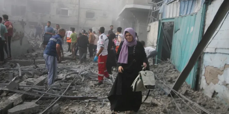 غزہ: اسرائیلی فوج کا ایک بارپھر مکینوں کو نقل مکانی کا حکم