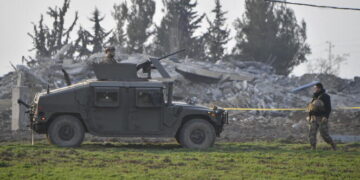 بیروت: حزب اللہ کے حملے سے بدحواس صیہونی فوج بکتربند گاڑی بھی چھوڑ کر فرار