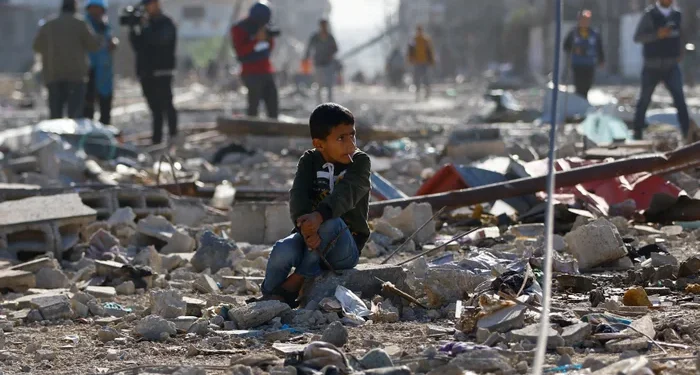 غزہ:صیہونی فوج کی دہشتگردی جاری، ایک ہی خاندان کے 13 بچوں سمیت 40 فلسطینی  شہید