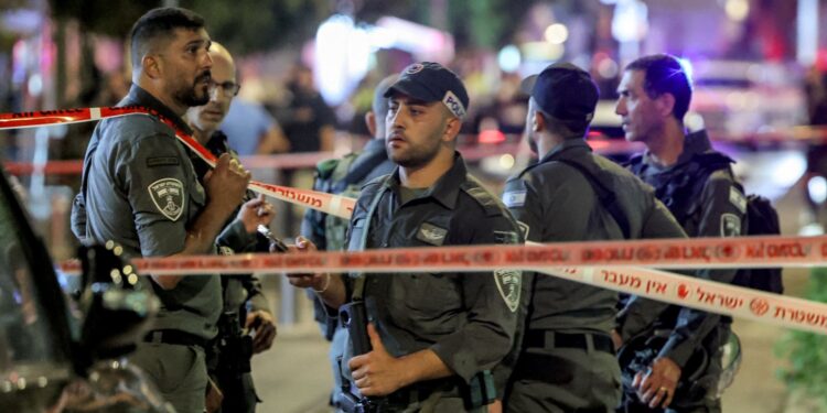 تل ابیب پر میزائل حملہ ، جنو بی لبنان میں مزید چار صیہونی فوجی ہلاک