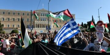 یونان میں غزہ جنگ بندی کیلیے بڑے پیمانے پرمظاہرے