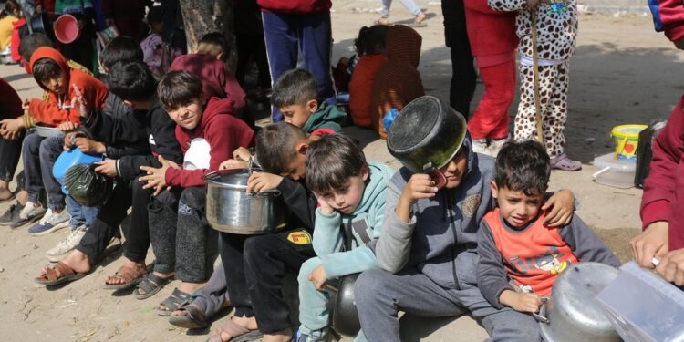 شمالی غزہ میں 4 لاکھ فلسطینیوں کو بھوک سے شہید کرنے کا اسرائیلی منصوبہ