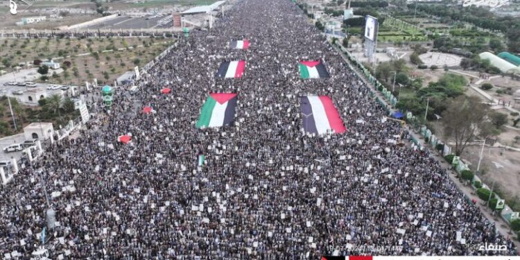 صنعا: لاکھوں یمنیوں کا صیہونی ریاست اور امریکہ کے خلاف احتجاج