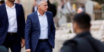 قاہرہ: صیہونی وفد کی فلسطینی مزاحمت کاروں کی موجودگی میں ثالثوں سے ملاقات