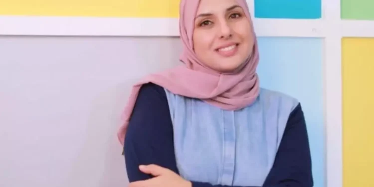 غزہ: اسرائیلی درندگی میں صحافی ایمان الشنطی شوہر اور بچوں سمیت شہید