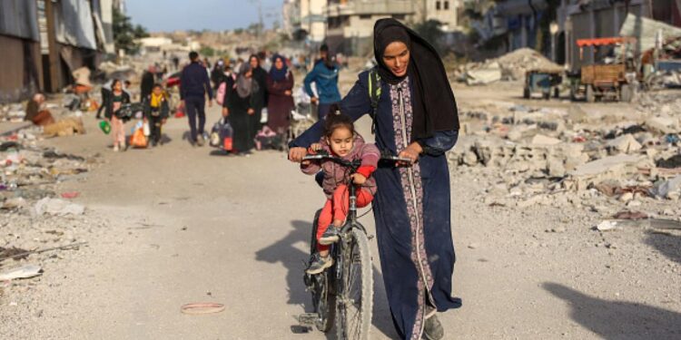 اسرائیل کا غزہ کو تقسیم کرنے کا سلسلہ جاری، شہری کھلے آسمان تلے رہنے پر مجبور