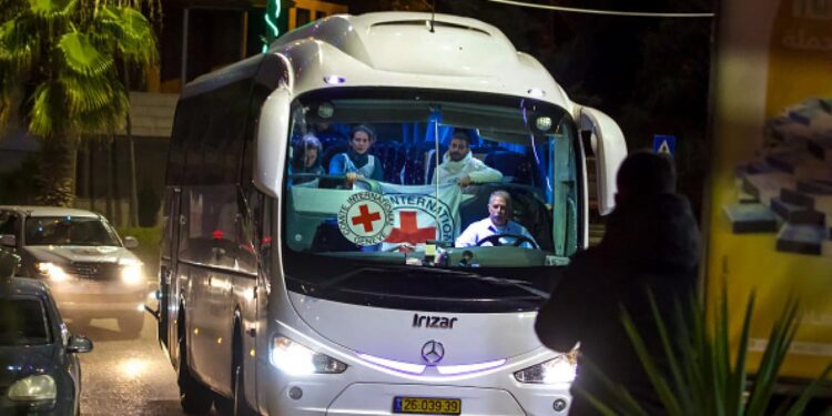 جنگ بندی مذاکرات، قیدیوں کے ناموں کے تبادلے کے مرحلے میں داخل