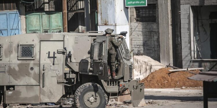 مغربی کنارہ: صیہونی فوج کے ڈرون کی فائرنگ تین فلسطینی شہید