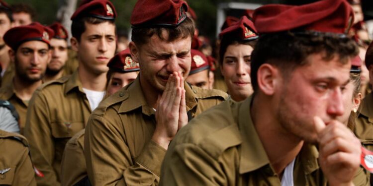 صیہونی فوج میں خودکشی کی شرح میں خطرناک اضافہ، 2024 میں 21 فوجیوں نے زندگی کا خاتمہ کیا