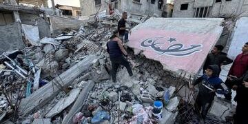 غزہ پر اسرائیلی دہشتگردی کے سائے میں رمضان المبارک کا استقبال 