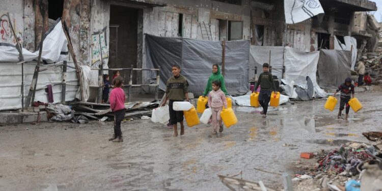 غزہ کے شہری صیہونی آبی دہشت گردی کا بھی شکار