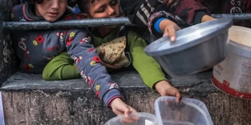 غزہ میں خوراک کا ذخیرہ ایک ہفتے کا رہ گیا، صیہونی دہشتگردی تاحال جاری