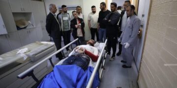 مغربی کنارے میں اسرائیلی دہشتگردی: نوجوان شہید، متعدد زخمی، سیکڑوں فلسطینی بے گھر