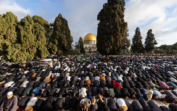 مسجد اقصیٰ:  ایک لاکھ 20 ہزار فلسطینیوں نے نماز عیدالفطر ادا کی