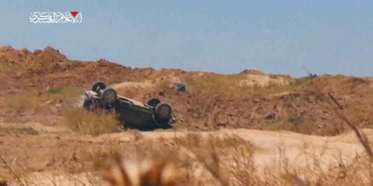 القسام بریگیڈز کا غزہ میں صیہونی فوج پر حملہ: گاڑی تباہ