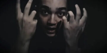 یرغمالی امریکی عدن الیگزینڈر لاپتہ،  اس کی حفاظت پر  معمور ایک محافظ شہید :ابو عبیدہ