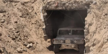 اسرائیلی فوج نے حماس سے معاہدے میں تاخیر کے لیے ایک غیر موجود سرنگ کی تصویر شائع کی : سابق وزیر دفاع کا انکشاف