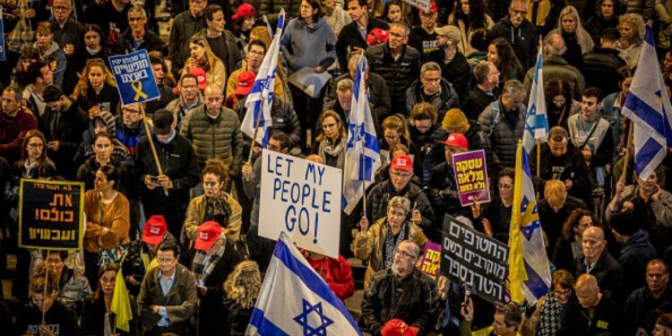 الیگزینڈر کی رہائی نے اسرائیلیوں کو پریشان کر دیا: نیتن یاہو کے نذدیک اسرائیلیوں کی کوئی حیثیت نہیں؟