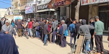 غزہ بدترین قحط کا شکار:ایک کلو آٹے کی قیمت 10 ڈالر اور ایک لیٹر ایندھن کی قیمت 27 ڈالر تک پہنچ گئی