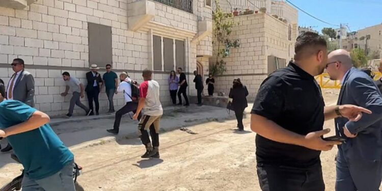 جنین میں غیر ملکی سفارتکاروں پر فائرنگ: یورپ میں صیہونی ریاست اسرائیل کے خلاف شدید ردعمل