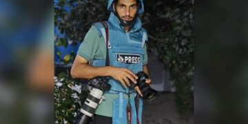 غزہ: اسپتال پر بمباری، صحافی حسن اصليح شہید،  صیہونی دہشتگردی جاری