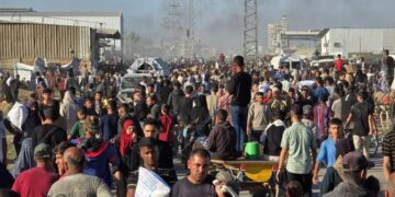 قابض اسرائیلی فوج کا غزہ میں خیمہ بستی پر حملہ، 7 فلسطینی شہید۔