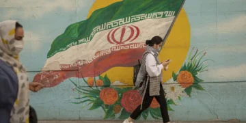 رجیم چینج یا پھر نابودی! آخر کیا ہوگا؟