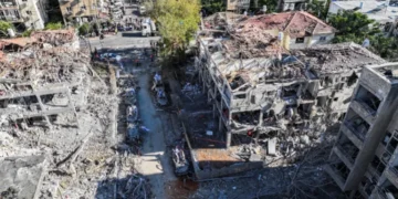 ایران کے بیلسٹک حملے جاری، مذاکراتی افواہیں مسترد