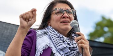 رشیدہ طلیب: واشنگٹن، غزہ میں نسل کشی کی مالی مدد کر رہا ہے