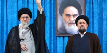 اب خاموشی کا نہیں اقدام کا وقت ہے، اسلامی حکومتیں اپنی ذمہ داری نبھائیں:  آیت اللہ خامنہ ای