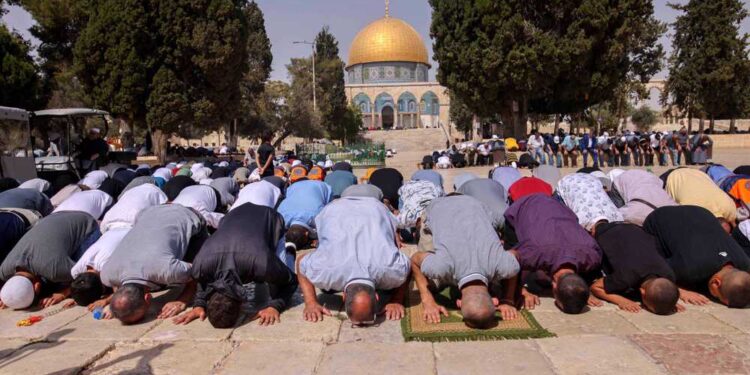 بارہ روز بعد مسجد اقصیٰ کے دروازے کھول دیے گئے