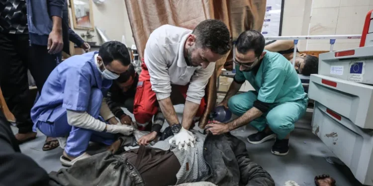 غزہ کے ہسپتالوں میں خون کی شدید قلت، عالمی برادری سے فوری امداد کی اپیل