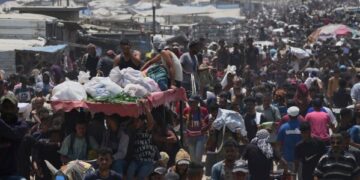 غزہ میں امداد کے منتظر شہریوں کا قتل عام،  بائیس افراد شہید