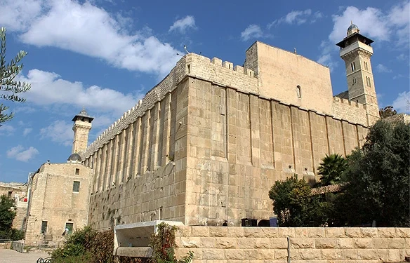 مسجدِ ابراہیمی میں نماز پر پابندی کا آٹھواں دن، اوقاف کا احتجاج