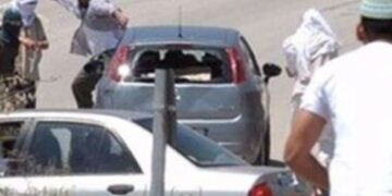 جنوبی نابلس: صہیونی آبادکاروں کا فلسطینی گاڑیوں پر حملہ