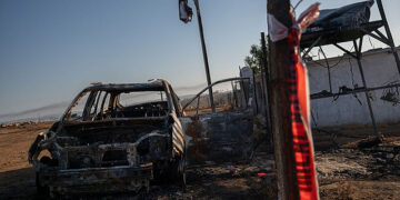 صیہونی آبادکاروں کا شمالی غرب اردن میں فلسطینی خاندان کو بےدخل کر کے املاک نذر آتش