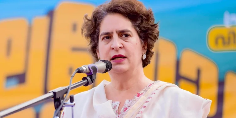 غزہ کی تباہی پر بھارتی حکومت کی خاموشی شرمناک ہے: پریانکا گاندھی