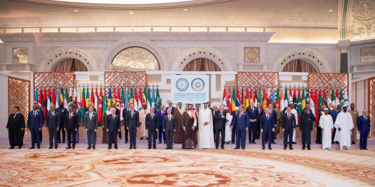 عرب و اسلامی سربراہی اجلاس: قطر پر سفاکانہ صہیونی حملے کے خلاف فیصلہ کن اقدام پر زور