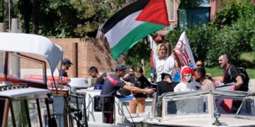 اٹھارہ سو فنکاروں کا صہیونی فلمی اداروں کے بائیکاٹ کا اعلان