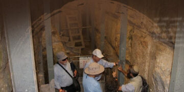 غاصب اسرائیلی درندگی، مسجد اقصیٰ کے نیچے اسلامی آثار کی تباہی