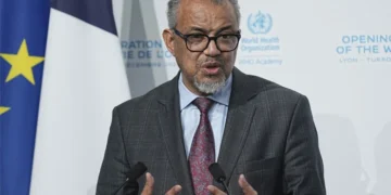 اقوام متحدہ: غاصب اسرائیل پندرہ ہزار مریضوں کو علاج کی اجازت دے