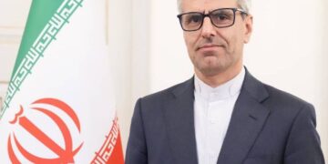 غزہ جنگ بندی کی خلاف ورزیاں، امدادی ٹرکوں کی آمد نصف