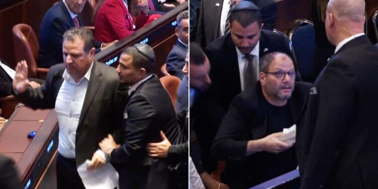 قابض اسرائیلی پارلیمنٹ میں احتجاج، فلسطینی ریاست کے حق میں نعرے