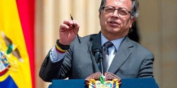 صدر کولمبیا: قابض اسرائیل کو اسلحہ دینا انسانیت کے خلاف جرم ہے