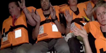 صہیونی فوج کی سمندری قزاقی، ڈیڑھ سو امدادی کارکن اغوا